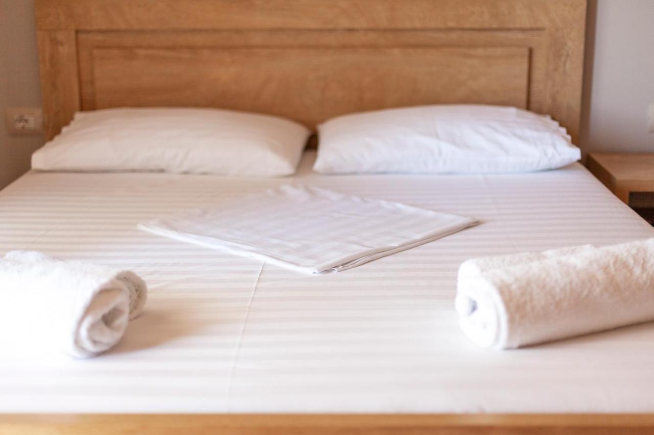 Toni Retzo Rooms Himare Luaran gambar