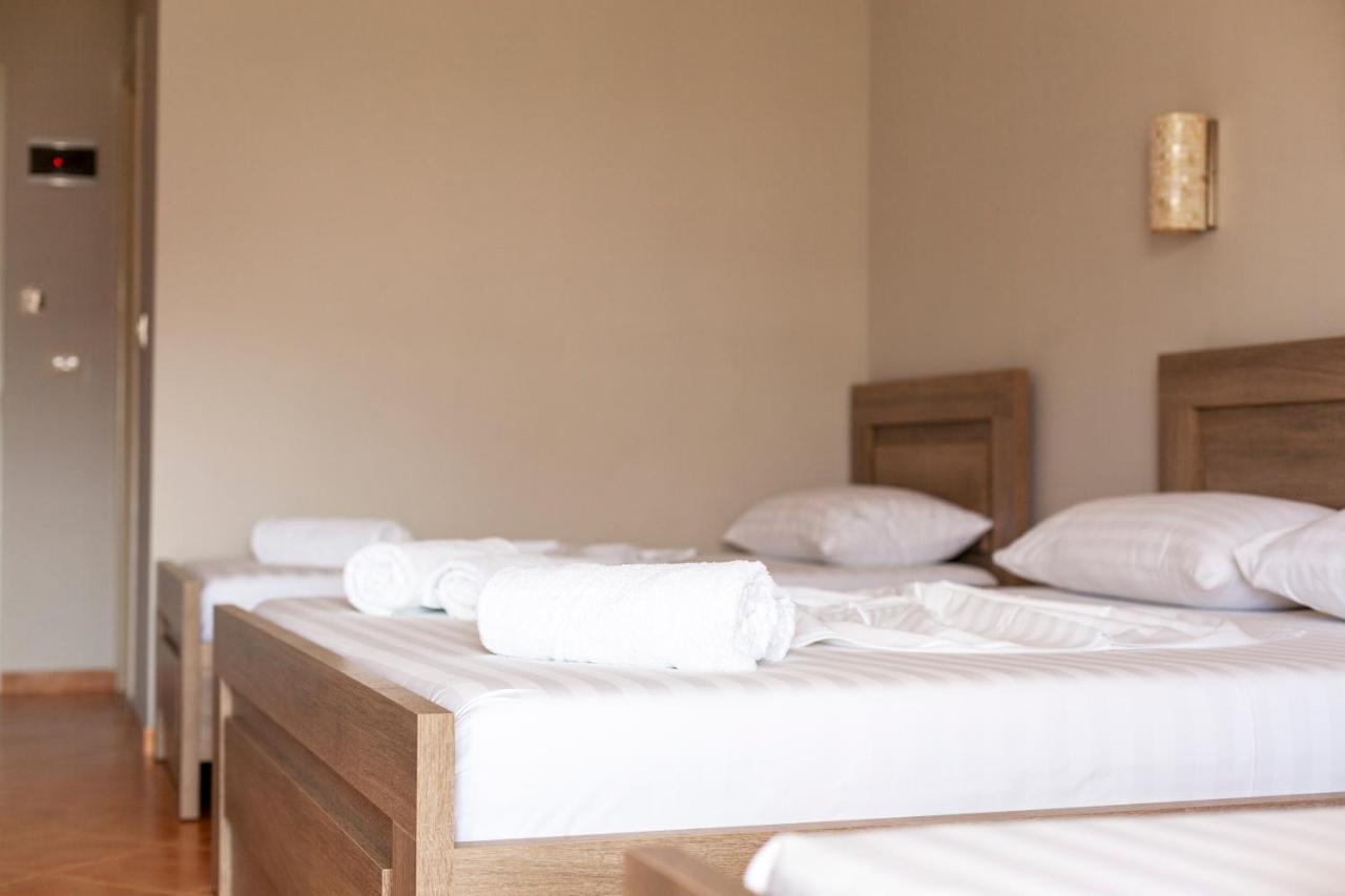 Toni Retzo Rooms Himare Luaran gambar